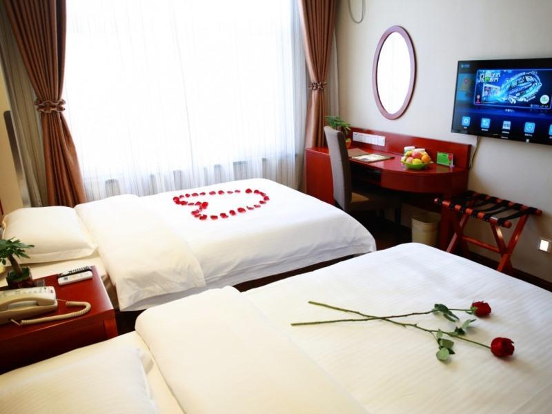 Greentree Inn Bole Wanxianghui Express Hotel Eksteriør bilde