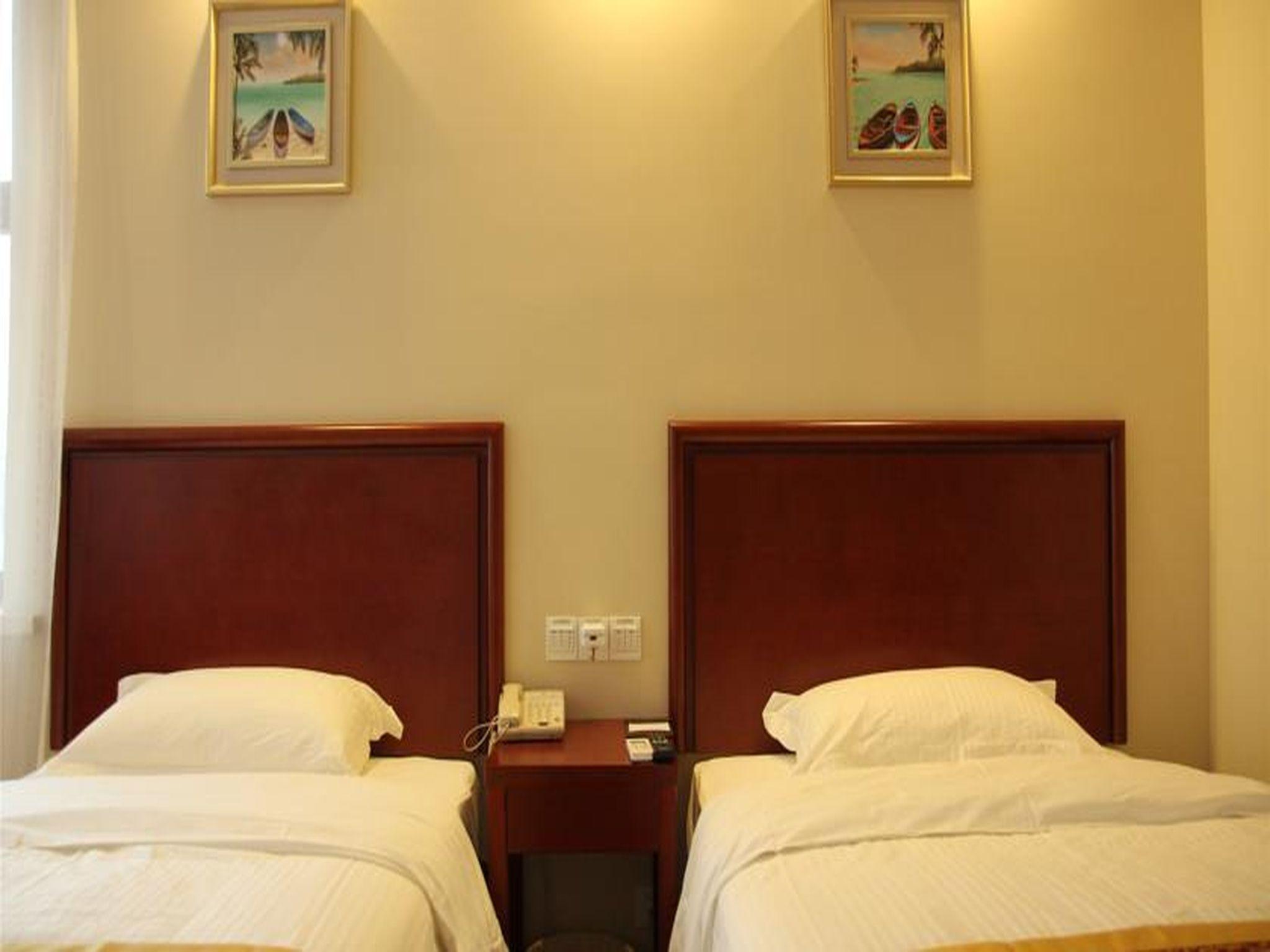 Greentree Inn Bole Wanxianghui Express Hotel Eksteriør bilde