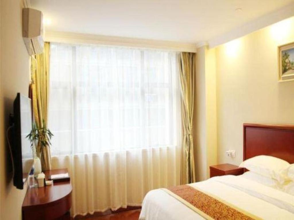 Greentree Inn Bole Wanxianghui Express Hotel Eksteriør bilde