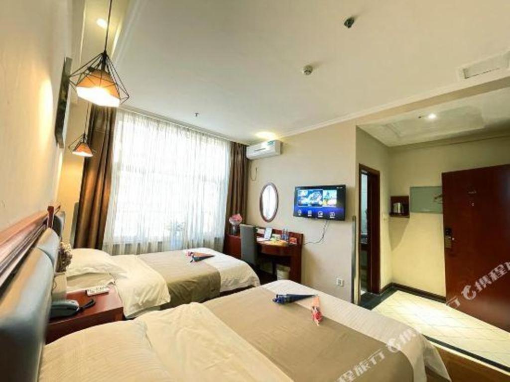 Greentree Inn Bole Wanxianghui Express Hotel Eksteriør bilde