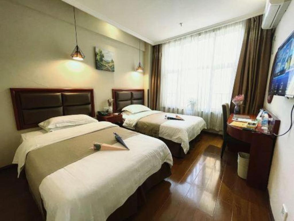 Greentree Inn Bole Wanxianghui Express Hotel Eksteriør bilde