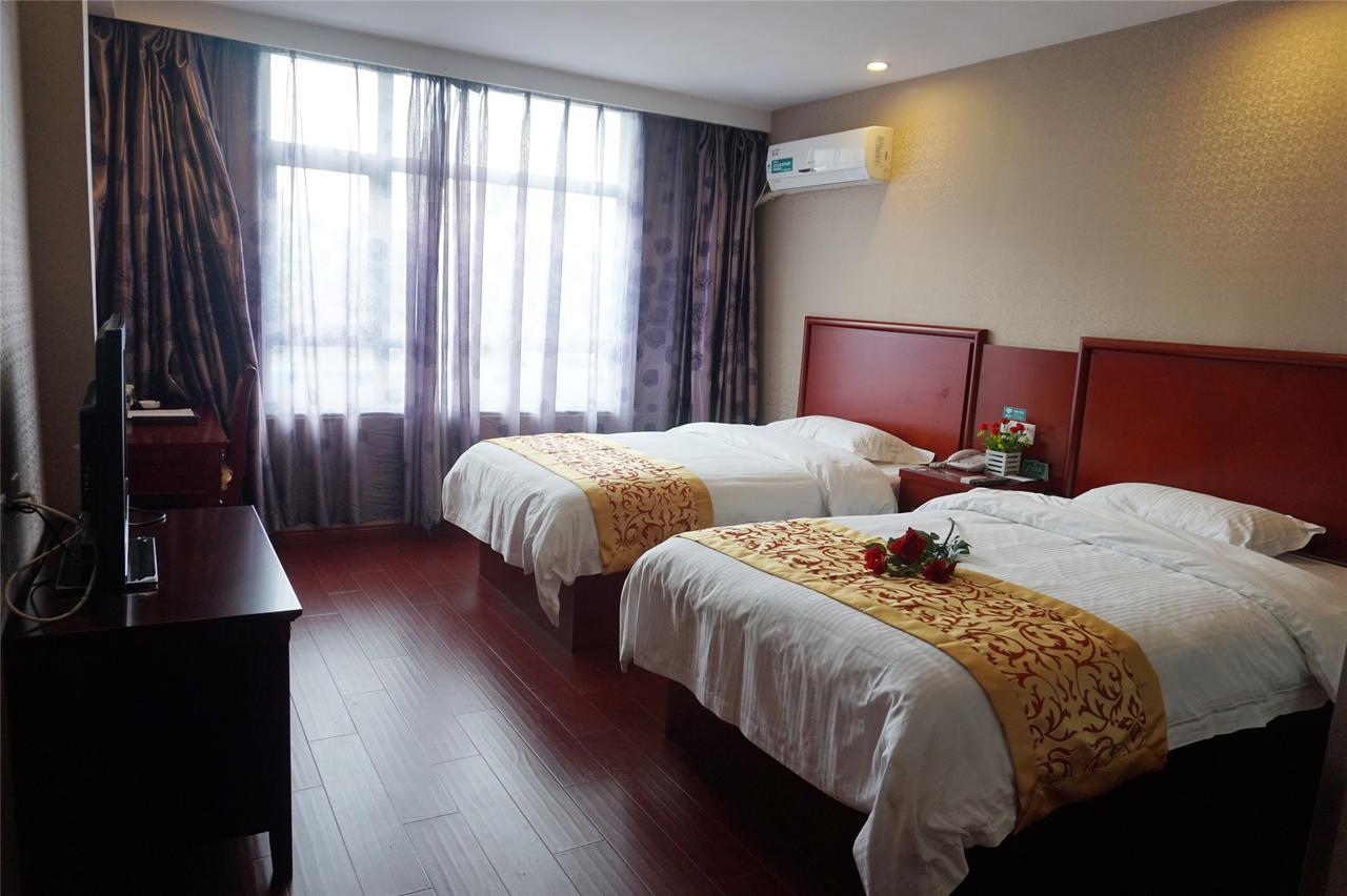 Greentree Inn Bole Wanxianghui Express Hotel Eksteriør bilde